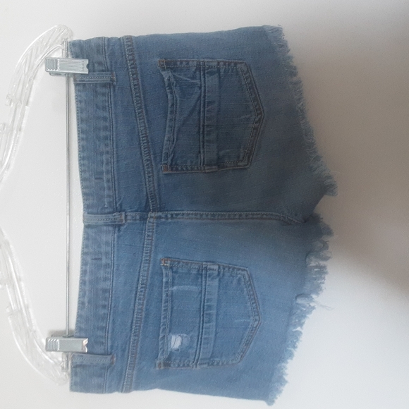 C Pink Slightly Distressed Booty Shorts Sz 11 - Picture 1 of 5